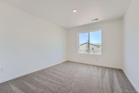 New construction Townhouse house 1250 S Algonquian St, Aurora, CO 80018 The Highland- photo 8 8