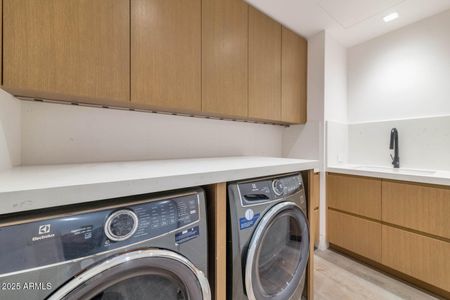 New construction Condo house 6587 N Palmeraie Blvd, Unit 1051, Paradise Valley, AZ 85253 - image 5