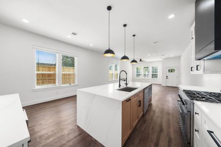 New construction Single-Family house 419 E 32Nd St, Houston, TX 77018 - image 3