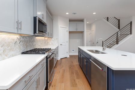 New construction Single-Family house 411 Mcmillan Pl, San Antonio, TX 78210 - image 8