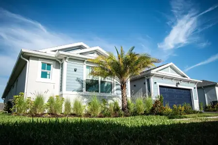 New construction Single-Family house 10317 Sw Phineas Ln, Port St. Lucie, FL 34987 - image