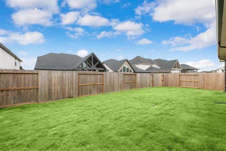 New construction Single-Family house 29655 Blooming Grove Way, Fulshear, TX 77441 Bluebird- photo 29 29