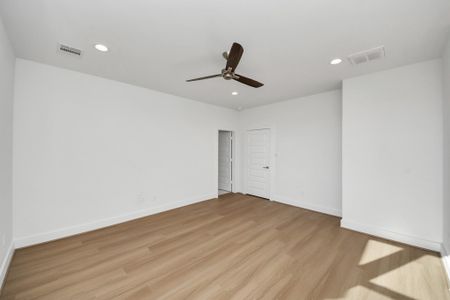 New construction Single-Family house 9146 Besos Ln, Houston, TX 77051 - image 19