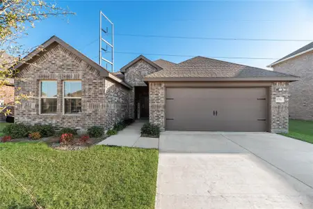 New construction Single-Family house 8356 George Brown Dr, Garland, TX 75043 plan H158 Canyon - image