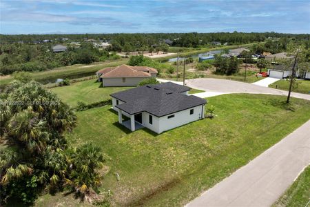 New construction Single-Family house 2601 Karen Cir, Lehigh Acres, FL 33971 - image