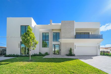 New construction Single-Family house 2380 Ne 196Th St, Miami, FL 33180 - image