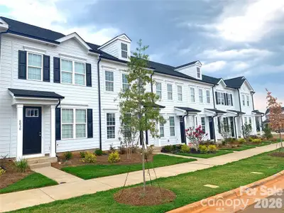 New construction Townhouse house 8127 Jacey Ln, Unit 43, Huntersville, NC 28078 - image