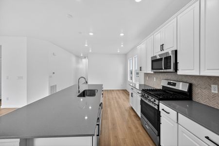 New construction Single-Family house 28405 E 4Th Ave, Watkins, CO 80137 plan Buena Vista - image 7