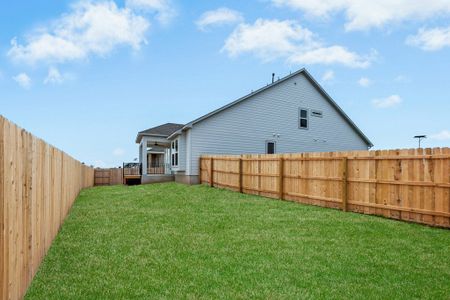 New construction Single-Family house 1522 Bluff Path, New Braunfels, TX 78130 plan Montrose - image