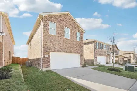 New construction Single-Family house 10207 California Lilly Ln, Houston, TX 77016 plan Discovery - image 2