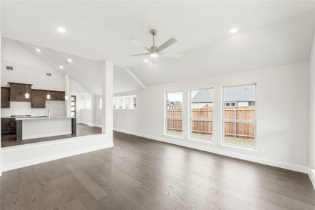 New construction Single-Family house 5 Grouse Cir, Sanger, TX 76226 plan Dogwood III - image 19
