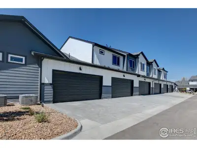 New construction Townhouse house 206 High Point Dr, Longmont, CO 80504 Barrington- photo 33 33