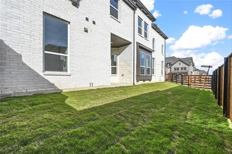 New construction Townhouse house 8105 Legacy Oak Dr, McKinney, TX 75071 Casey Plan- photo 28 28