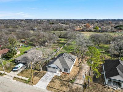 New construction Single-Family house 1310 S Clements Street, Gainesville, TX 76240 - photo 0