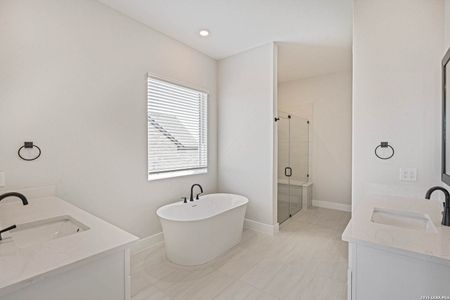 New construction Single-Family house 256 Lawrence Dr, Castroville, TX 78009 plan Princeton - image 5