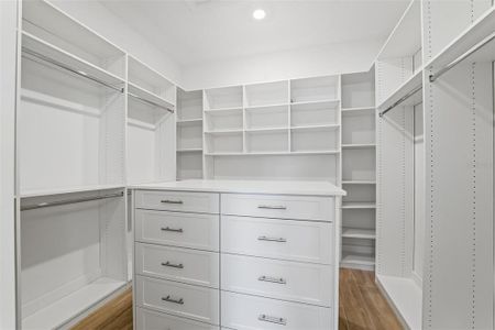 New construction Single-Family house 4545 Isonzo Wy, Wesley Chapel, FL 33543 - image 11