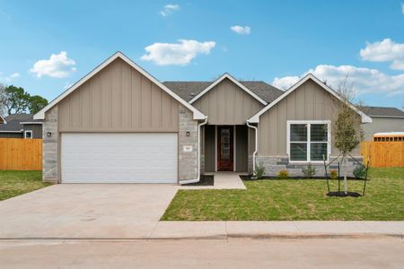 New construction Single-Family house 102 Callie St, Smithville, TX 78957 null- photo 0