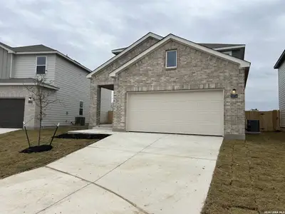 New construction Single-Family house 13714 Birch Xing, San Antonio, TX 78252 plan Austin - image