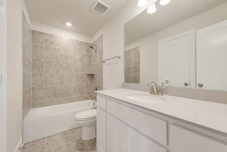 New construction Single-Family house 2421 Seth Dr, Midlothian, TX 76065 plan Lake Forest - image 16