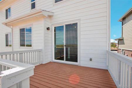 New construction Single-Family house 3292 N Highlands Creek Pkwy, Aurora, CO 80019 Vail II- photo 11 11
