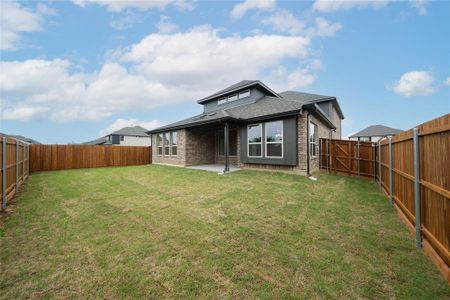 New construction Single-Family house 2005 Valencia Dr, Little Elm, TX 75068 Summerfield- photo 7 7
