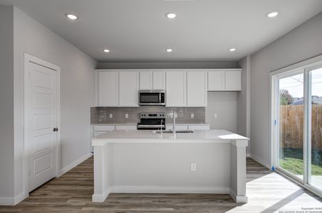 New construction Single-Family house 5935 W Hausman Rd, Unit 62, San Antonio, TX 78249 Avery - 1681- photo 5 5