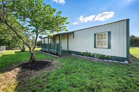 New construction Single-Family house 1144 Champ Ln, Springtown, TX 76082 null- photo 0