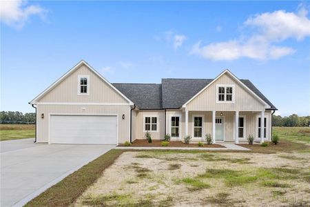 New construction Single-Family house 7106 Chickenfoot Rd, Fayetteville, NC 28306 - image