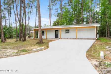 New construction Single-Family house 124 Park Dr, Satsuma, FL 32187 - image