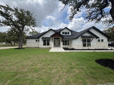 New construction Single-Family house 172 Crescent Ridge, Adkins, TX 78101 - photo 0