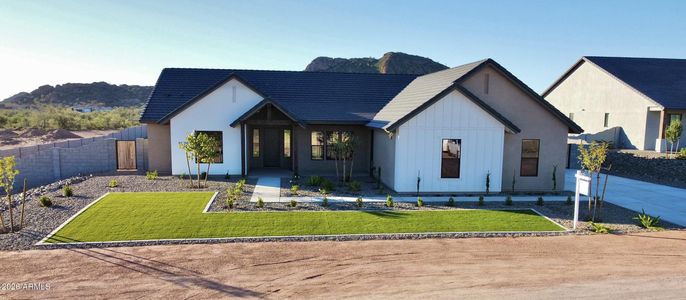 New construction Single-Family house 1579 W Lucky Ln, Queen Creek, AZ 85144 - image