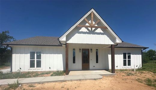 New construction Single-Family house 518 Strong St, Bowie, TX 76230 - image