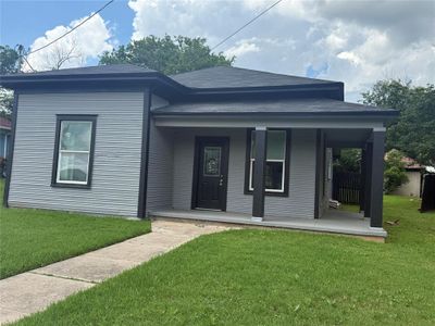 New construction Single-Family house 113 Throckmorton St, Weatherford, TX 76086 - image