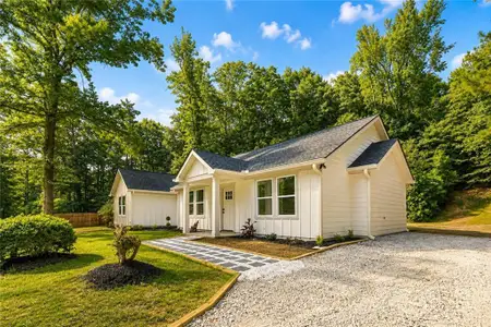 New construction Single-Family house 1231 Bunny Ct, Loganville, GA 30052 - image