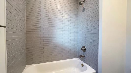 New construction Single-Family house 411 W Drew St, Houston, TX 77006 null- photo 41 41
