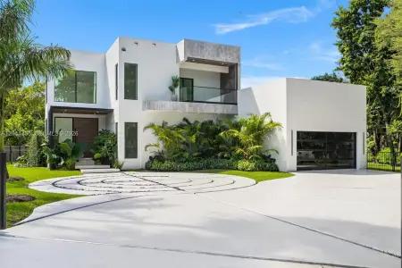 New construction Single-Family house 9530 Sw 95Th Ct, Miami, FL 33176 - image