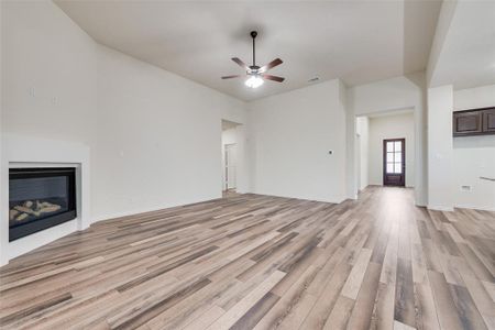 New construction Single-Family house 300 Honey Brook Ln, Aledo, TX 76008 Colca II FE- photo 13 13