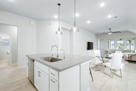 New construction Single-Family house 17270 Wild Watermelon Wy, Conroe, TX 77302 - image 10