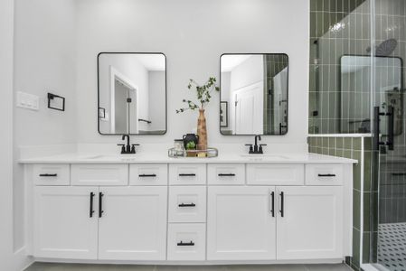 New construction Single-Family house 4814 Cochran St, Houston, TX 77009 - image 17