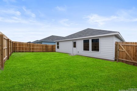 New construction Single-Family house 1854 Stonechat, New Braunfels, TX 78130 plan Ramsey - image 2