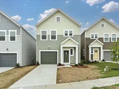 New construction Single-Family house 511 Kingsway Circle, Charlotte, NC 28214 - photo 0