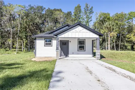 New construction Single-Family house 2276 Cr 423, Unit Lot 4, Lake Panasoffkee, FL 33538 - image