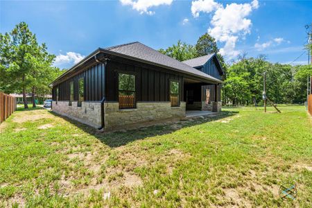 New construction Single-Family house 114 Castlewood Rd, Enchanted Oaks, TX 75156 null- photo 22 22