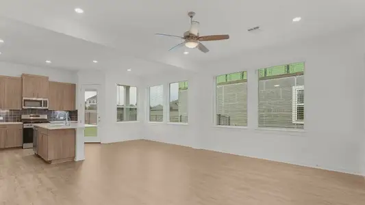 New construction Single-Family house 215 Flora Springs Cv, Liberty Hill, TX 78642 plan Cheverny - image 11