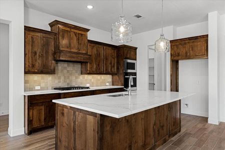 New construction Single-Family house 4005 Crick Ct, Weatherford, TX 76087 plan The Wellington II - image 9