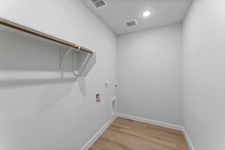 New construction Single-Family house 2220 Gabby Cole Ln, San Antonio, TX 78253 plan Poinsettia - image 17