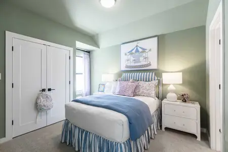 Midline by Highland Homes in Webster - image 14