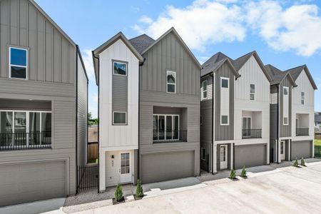 New construction Single-Family house 603 Skyland Terrace Wy, Houston, TX 77009 - image