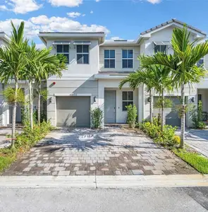 New construction Townhouse house 17033 Sw 1St St, Pembroke Pines, FL 33027 - image
