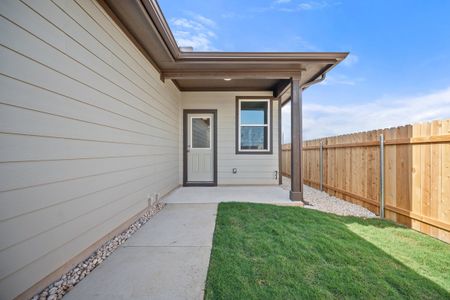 New construction Single-Family house 168 Rieber Rd, Kyle, TX 78640 plan Paintbrush - image 18